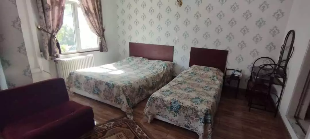 اتاق کارون با دو تخت یک‌نفره