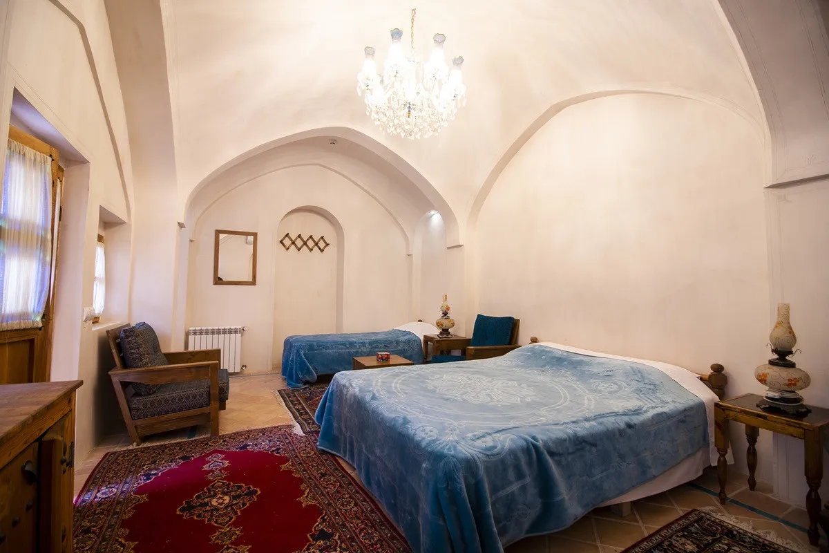 اقامتگاه سنتی احسان کاشان