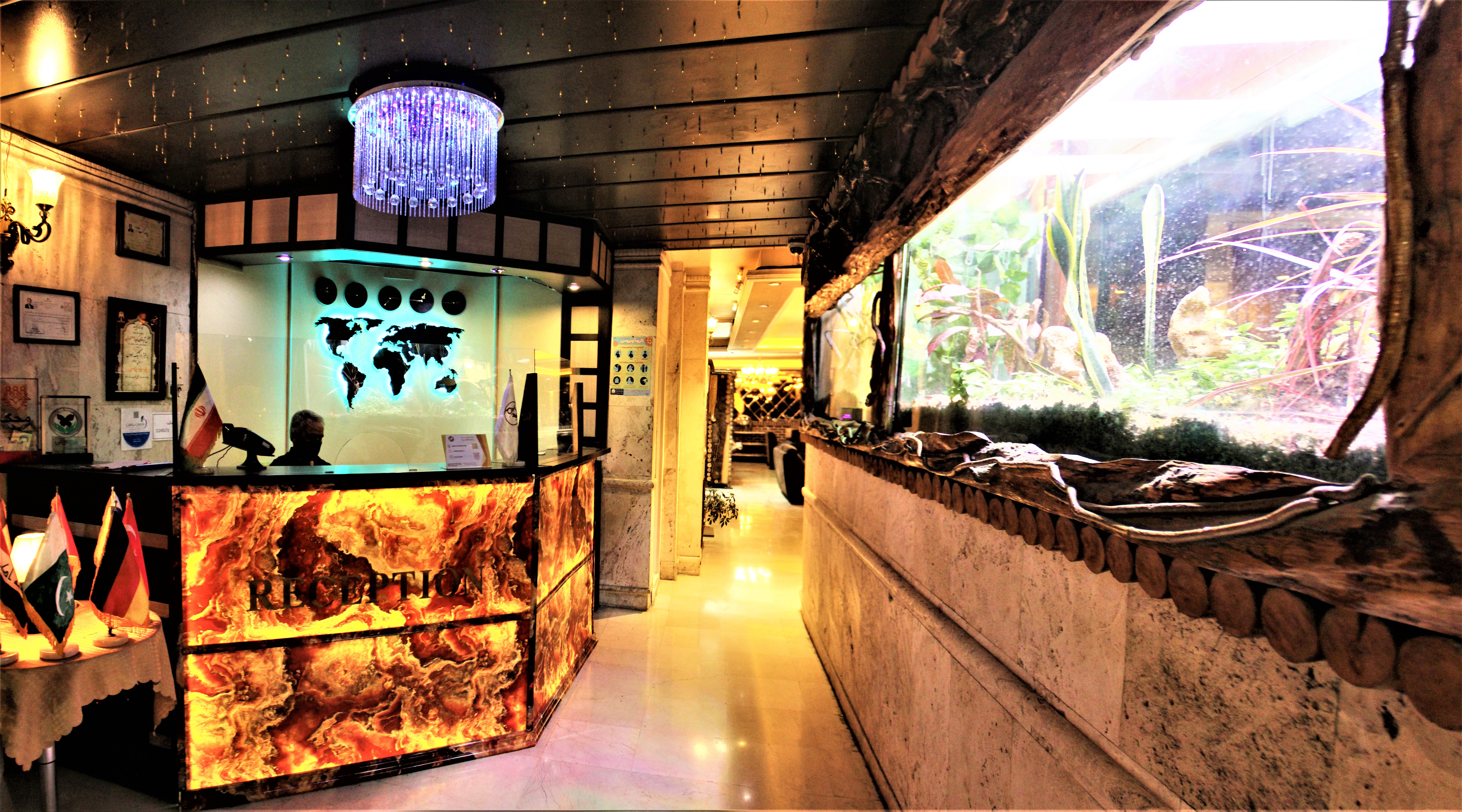 Tehran-Parsi-06.jpg
