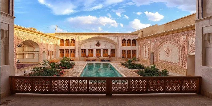 اقامتگاه سنتی مهینستان راهب کاشان