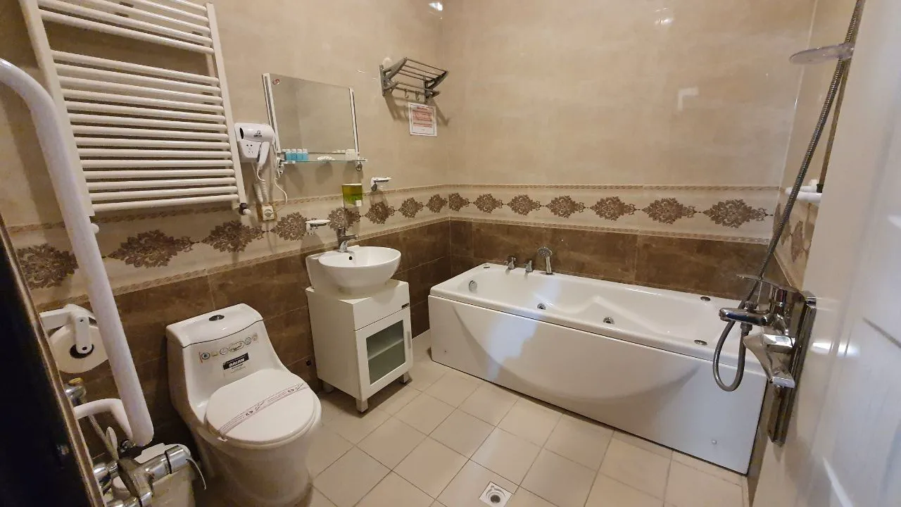 هتل دنیز بندر انزلی
