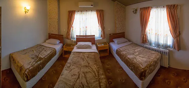هاستل جهانگردی چلندر نوشهر