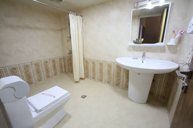 هتل ارم تهران