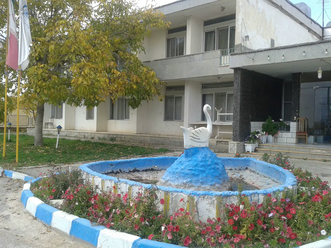 هاستل جهانگردی داران