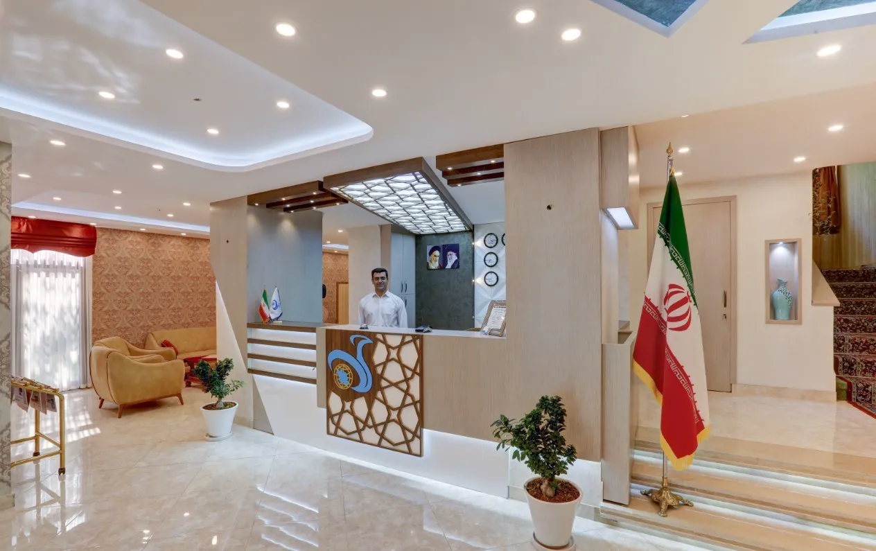 پذیرش هتل جهانگردی با پرچم ایران