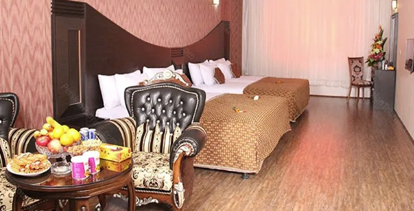 باباطاهر