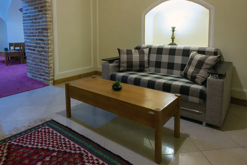 مبلمان نشیمن هتل لاله بیستون