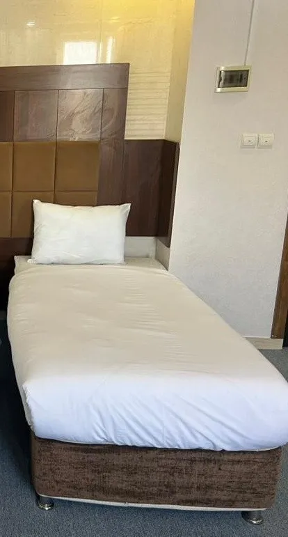 اتاق یک تخته