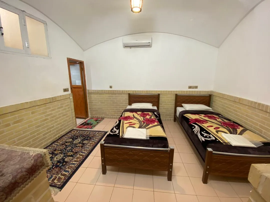 اقامتگاه سنتی آمیرزا کاشان