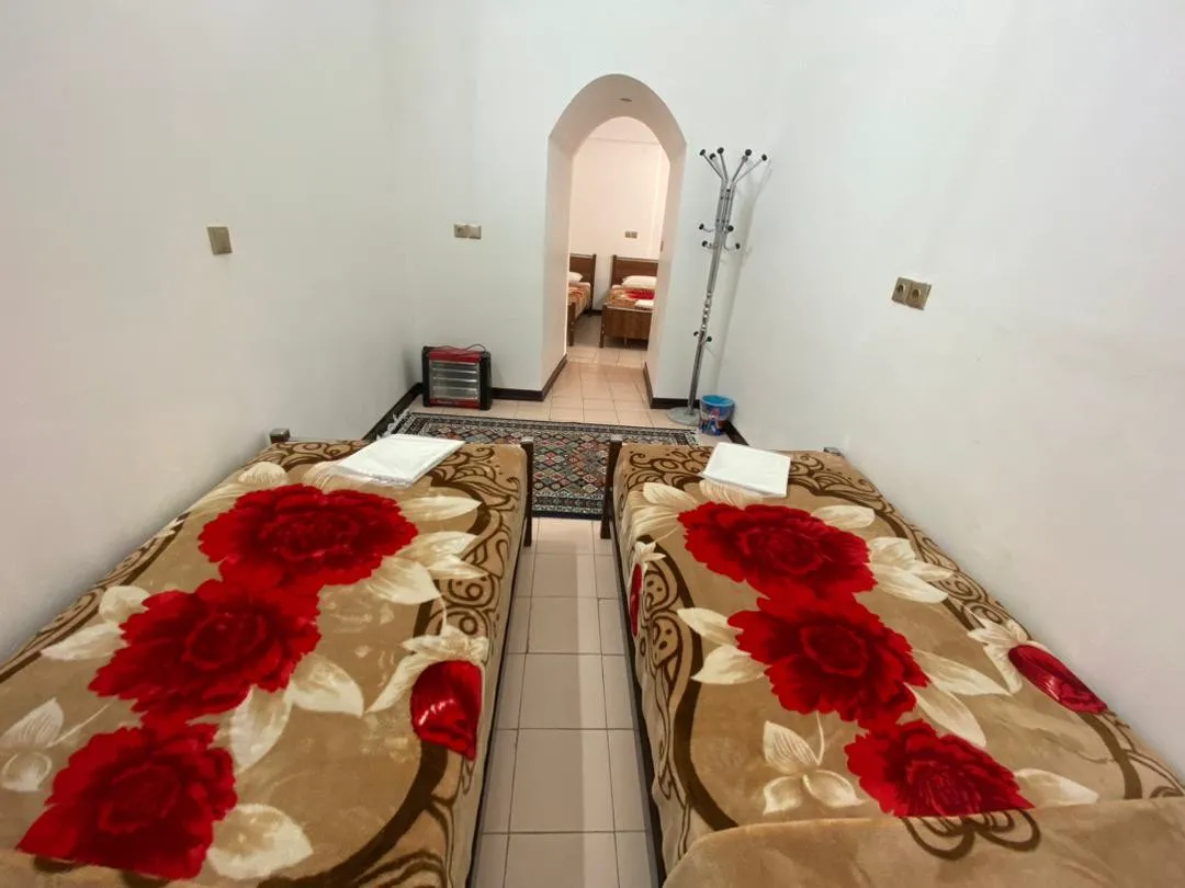 اقامتگاه سنتی آمیرزا کاشان