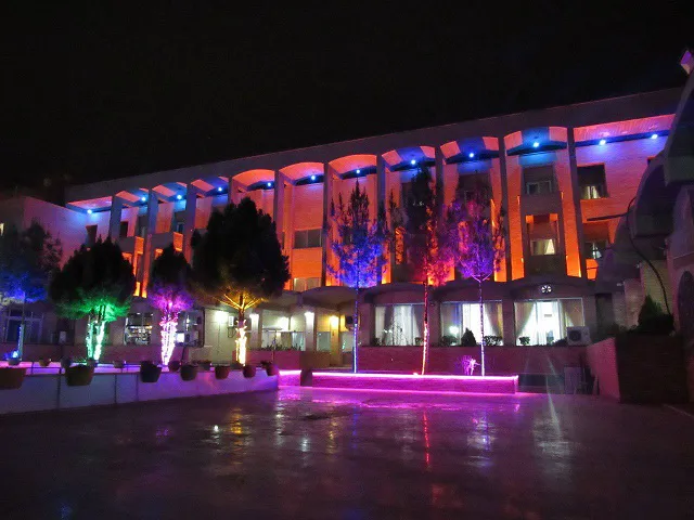 هتل جهانگردی کرمان