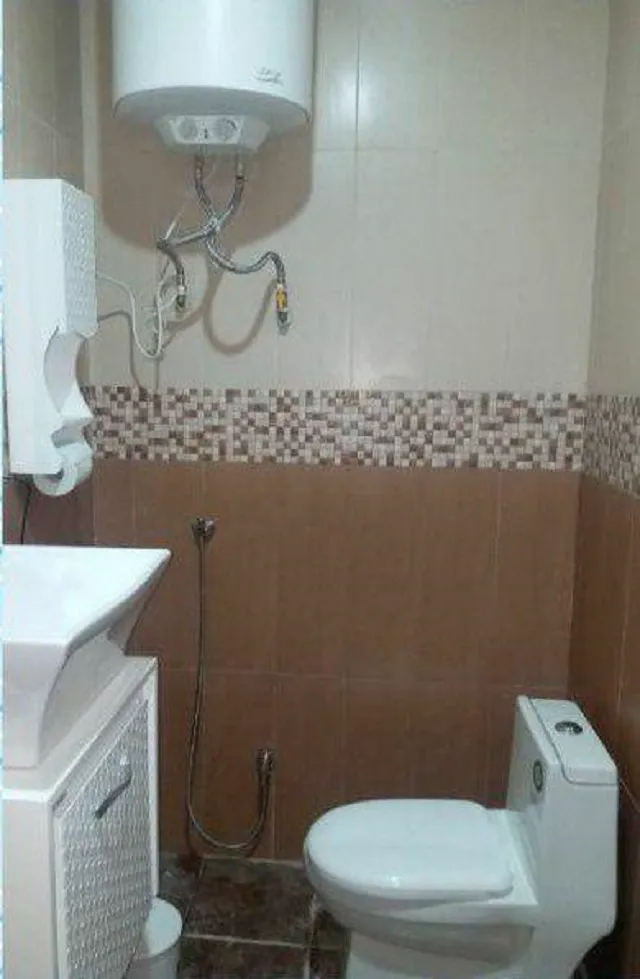 سرویس بهداشتی و روشویی خانه دوست
