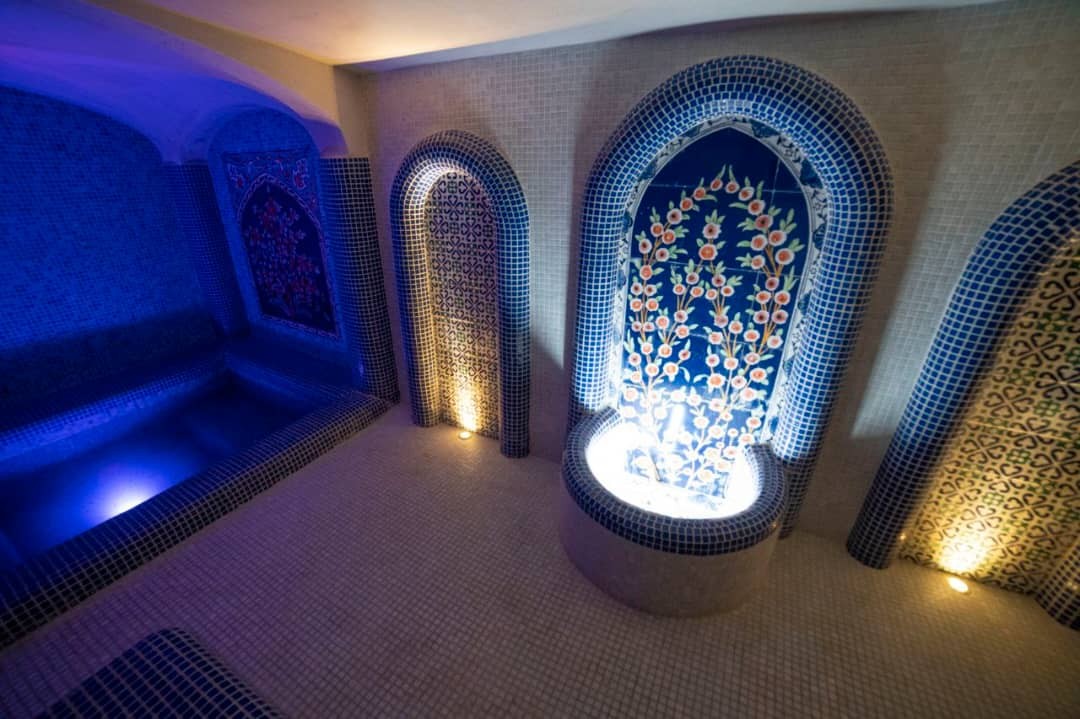 عمارت هفت رنگ