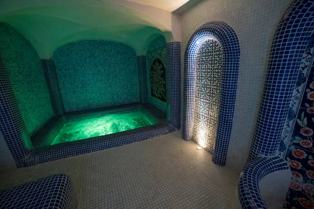 عمارت هفت رنگ
