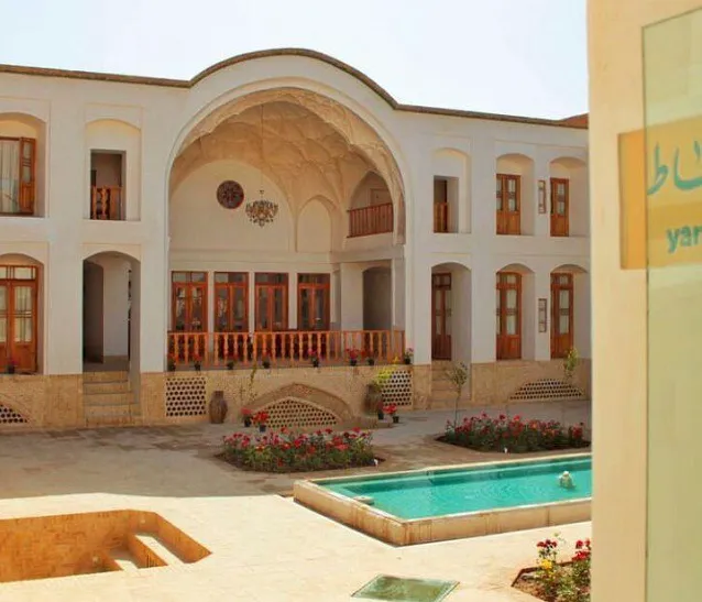 اقامتگاه سنتی فلاحتی کاشان