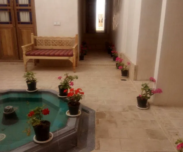 اقامتگاه سنتی فلاحتی کاشان