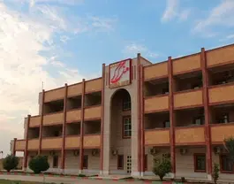 نمای بیرونی ساختمان آجری هتل گرگر