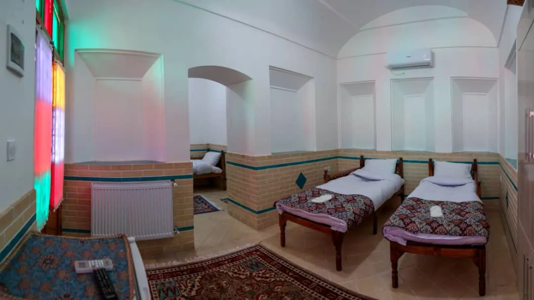 اقامتگاه سنتی انار نائین