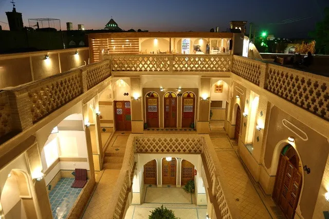 اقامتگاه سنتی انار نائین