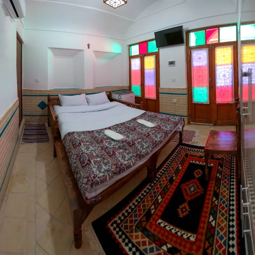 اقامتگاه سنتی انار نائین
