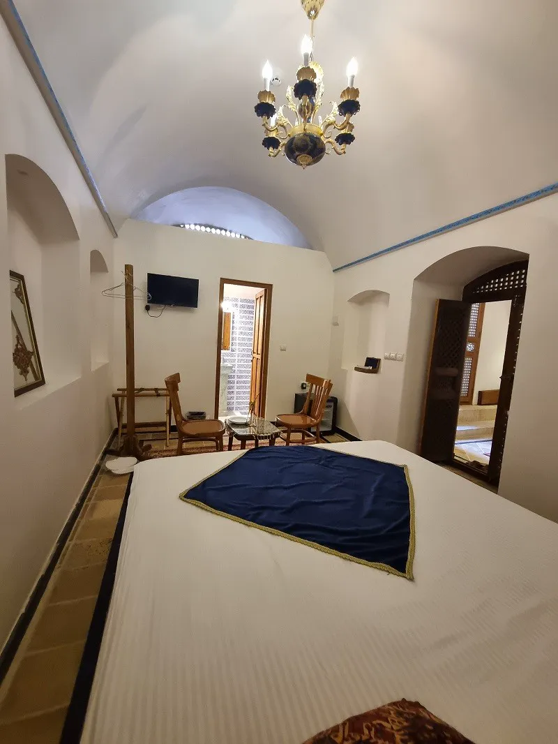 اقامتگاه سنتی گیواک کاشان