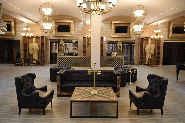 هتل کاخ  امیران چالوس